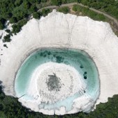 Kagami Numa: Hồ mắt rồng bí ẩn ở tỉnh Akita 